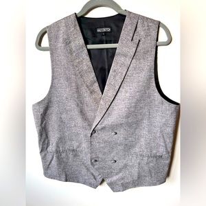 Hautebutch L grey vest
